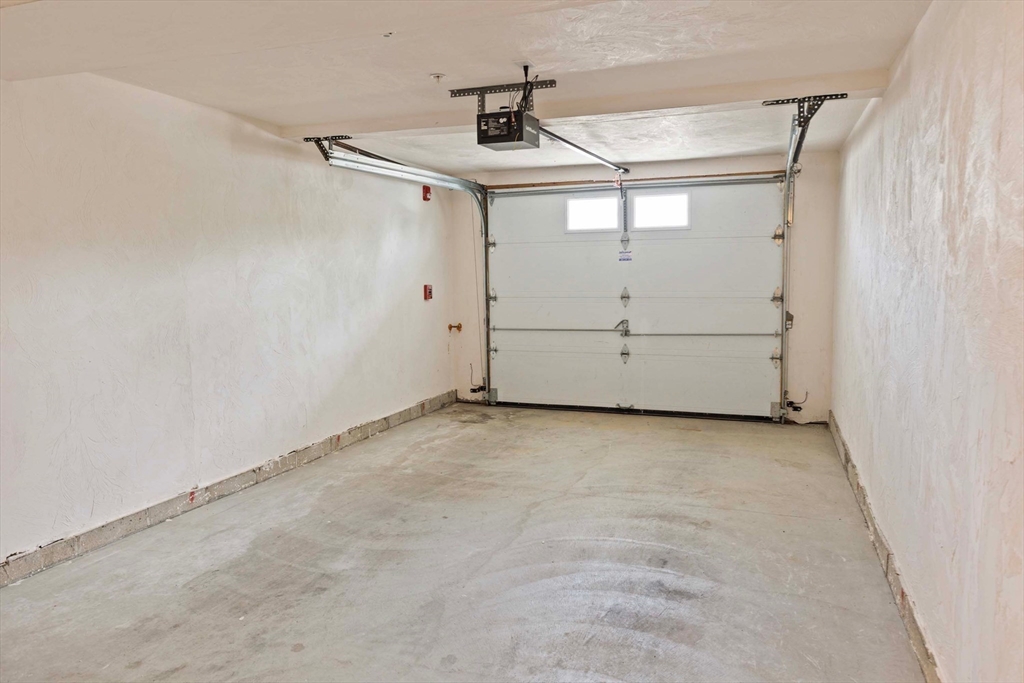 143 Village St, Medway