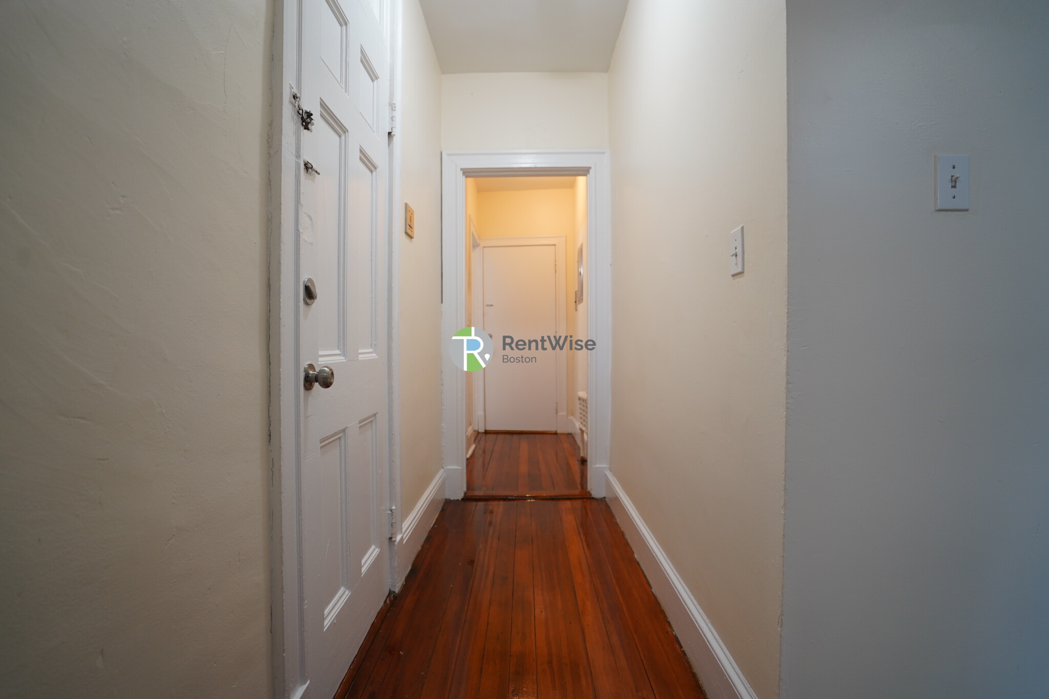 389 Harvard St, North Brookline