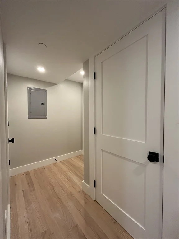 35 Delle Ave, Mission Hill