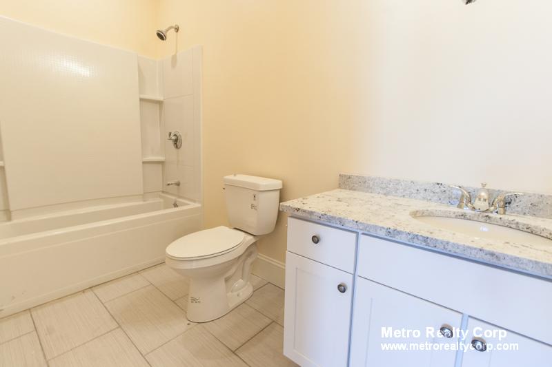 5165 Washington St, West Roxbury