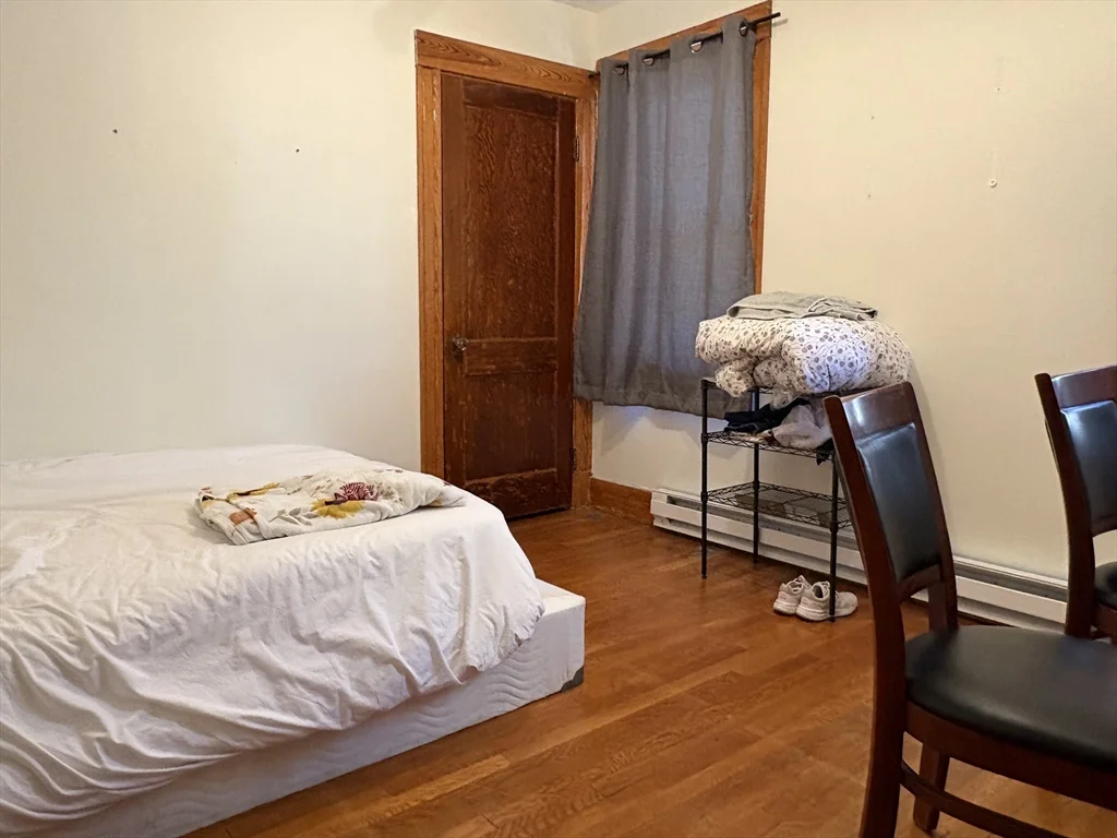 1446 Cambridge St, Mid-Cambridge
