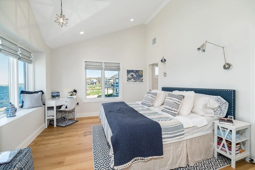 14 Sunset Point Rd, Lanesville