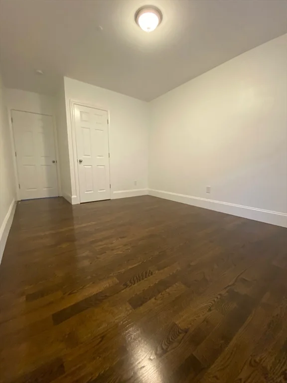 373 Crescent Ave, Chelsea