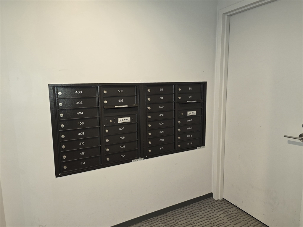 57 Quincy Shore Dr, Quincy