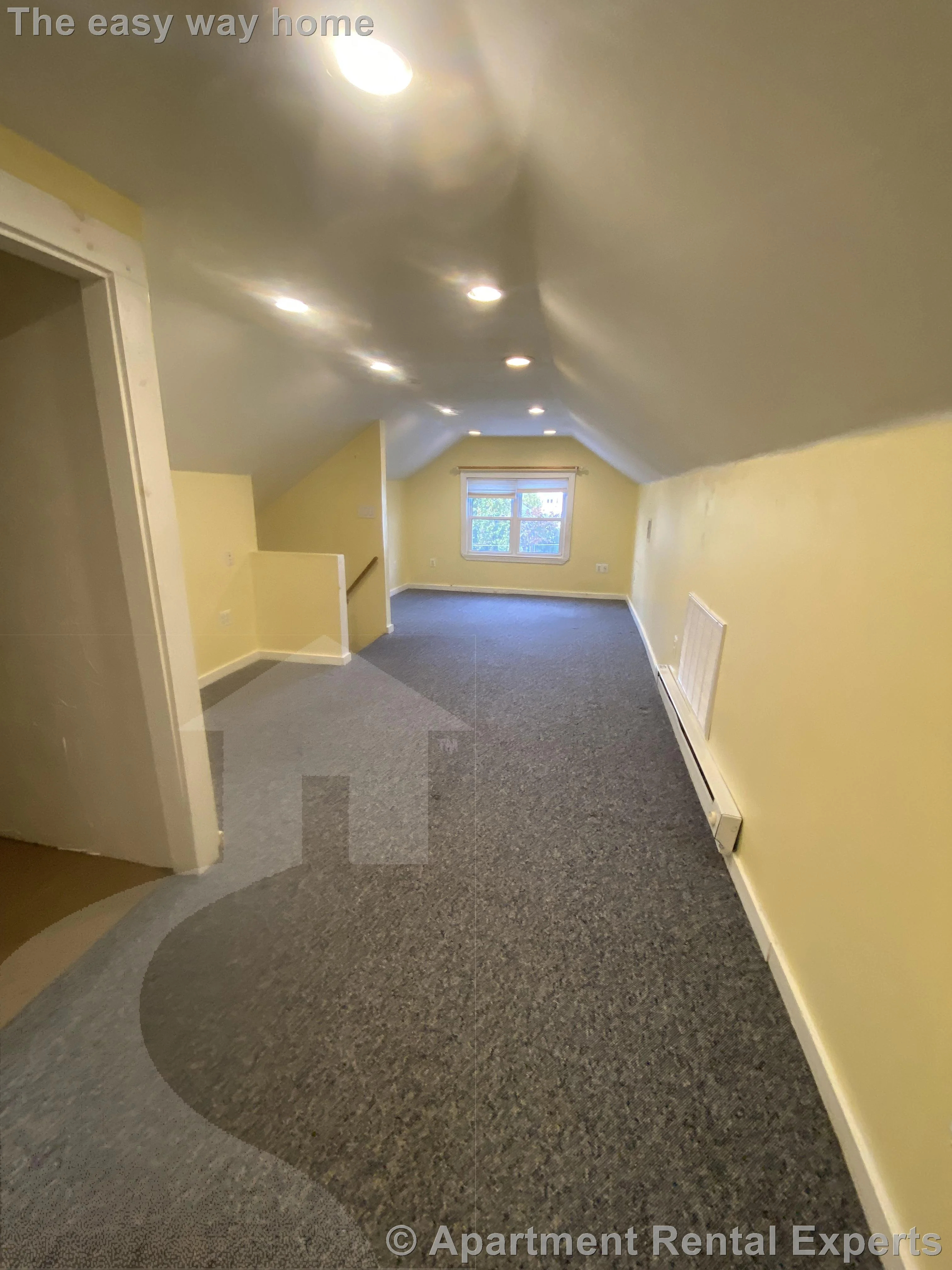 67 Bristol Rd, Tufts