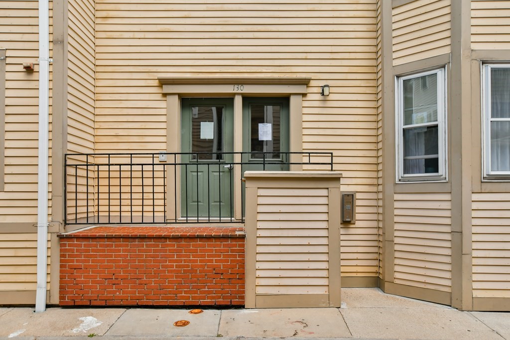 130 Tudor St, South Boston