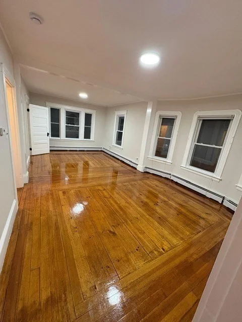 17-19 Maplewood Ave, Methuen