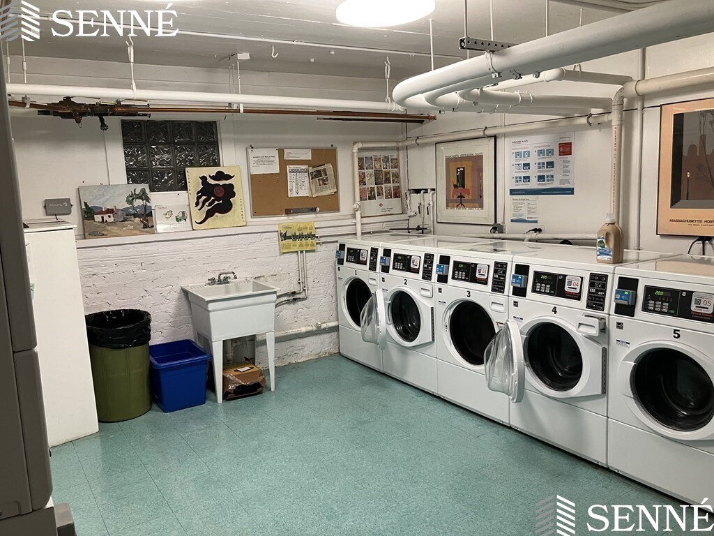 988 Memorial Dr, West Cambridge