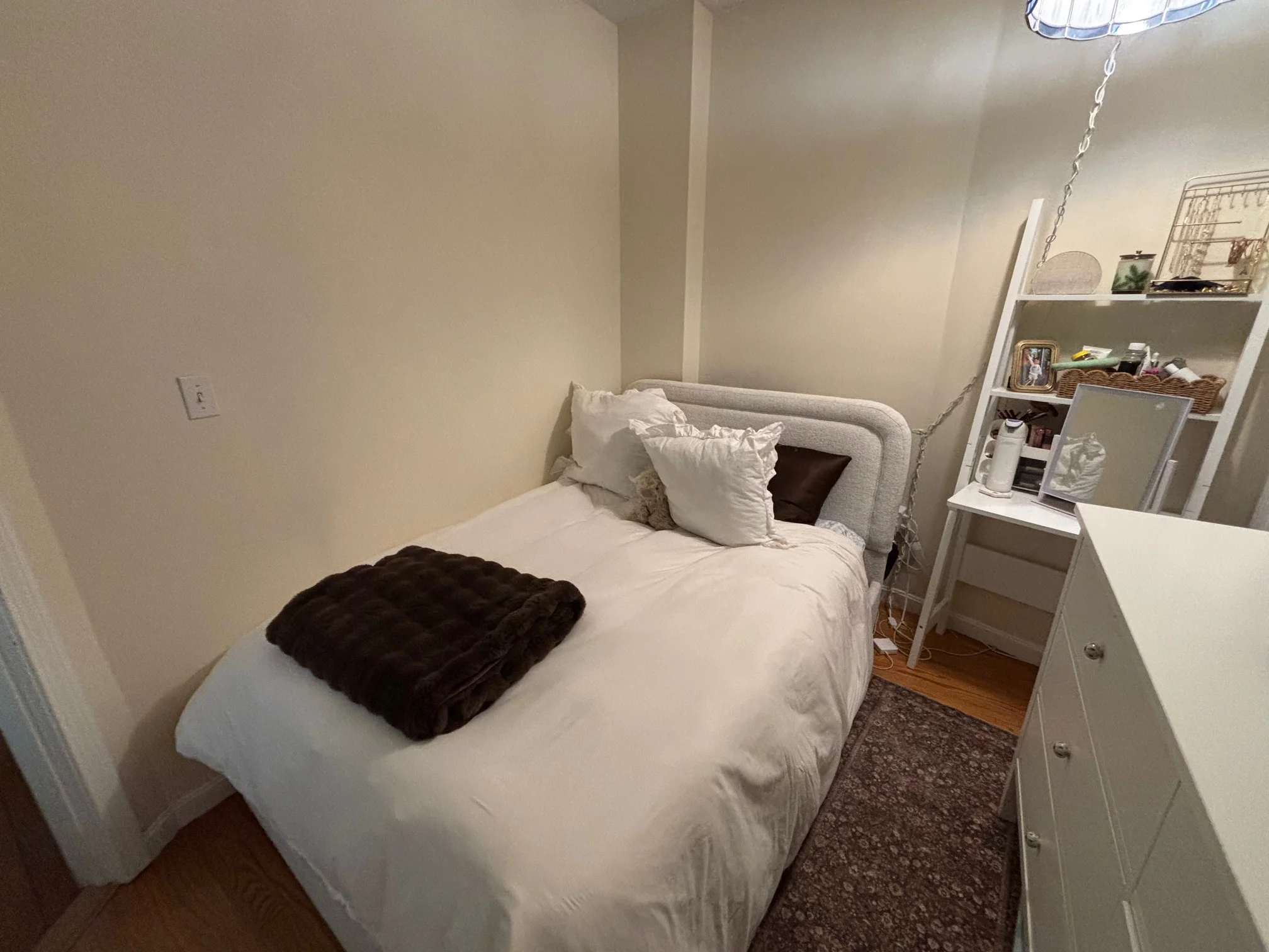 9 Grove St, Beacon Hill