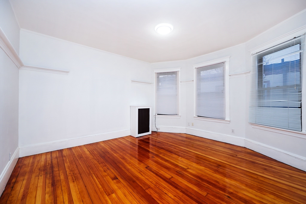 121 Browne St, North Brookline