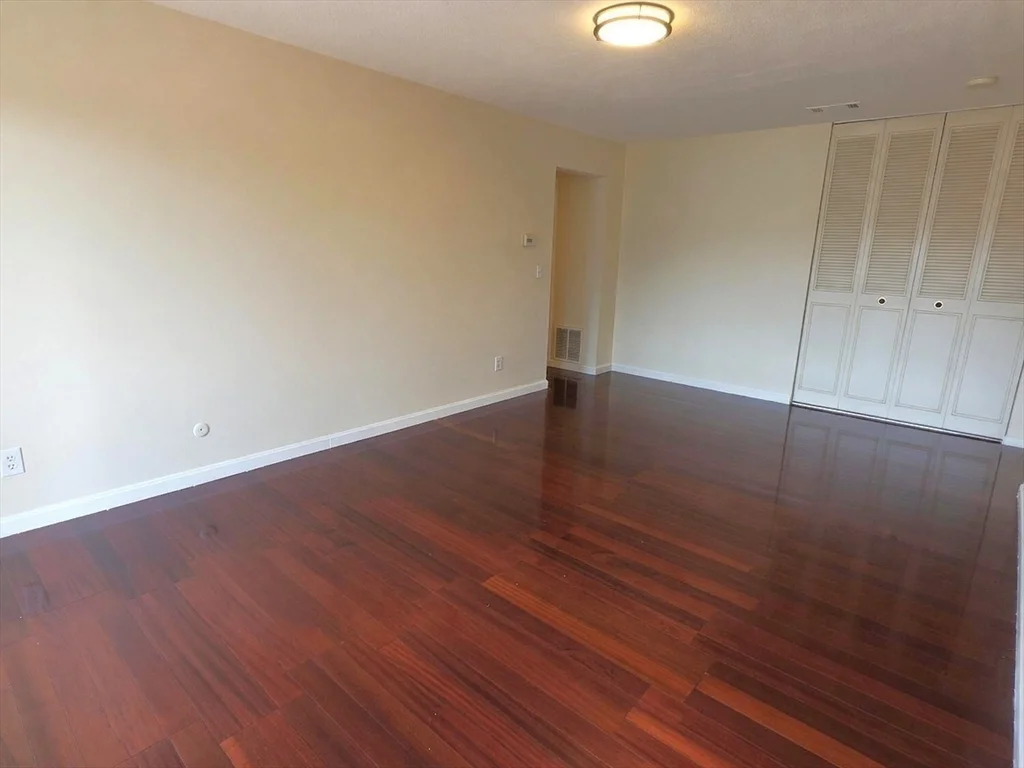 48 Shrewsbury Green Dr, Shrewsbury