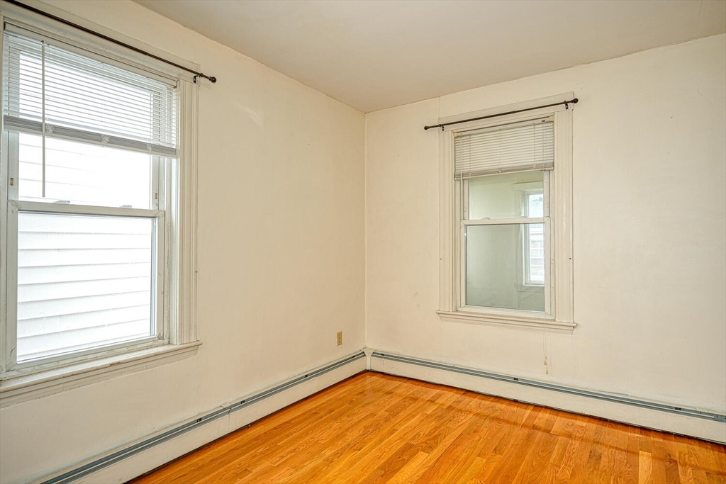 91 Arlington St, Watertown