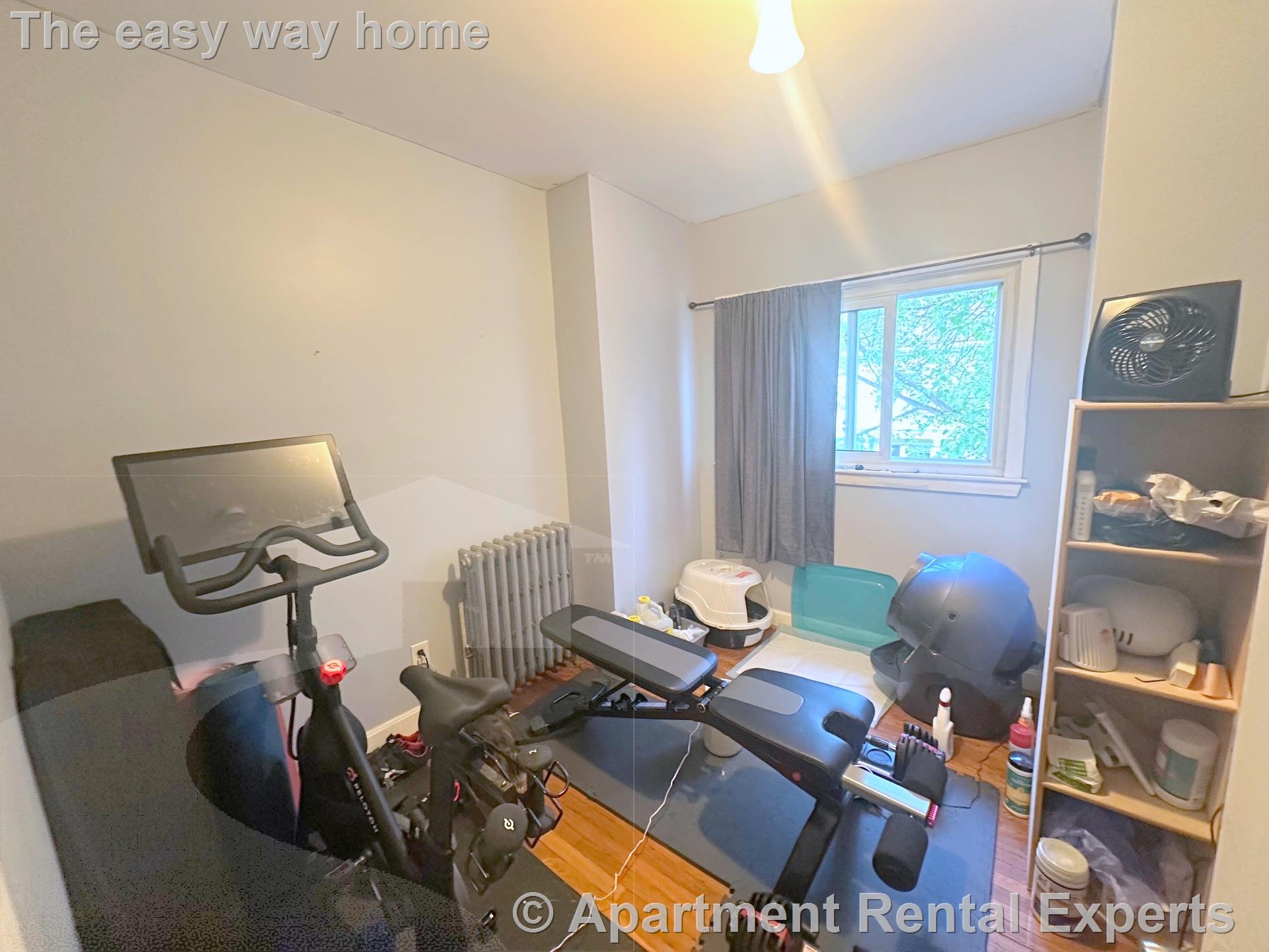 10 Rogers Ave, Davis Square