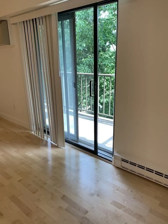 125 Pleasant St, North Brookline