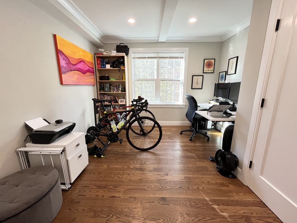 63 Sedgwick St, Jamaica Plain