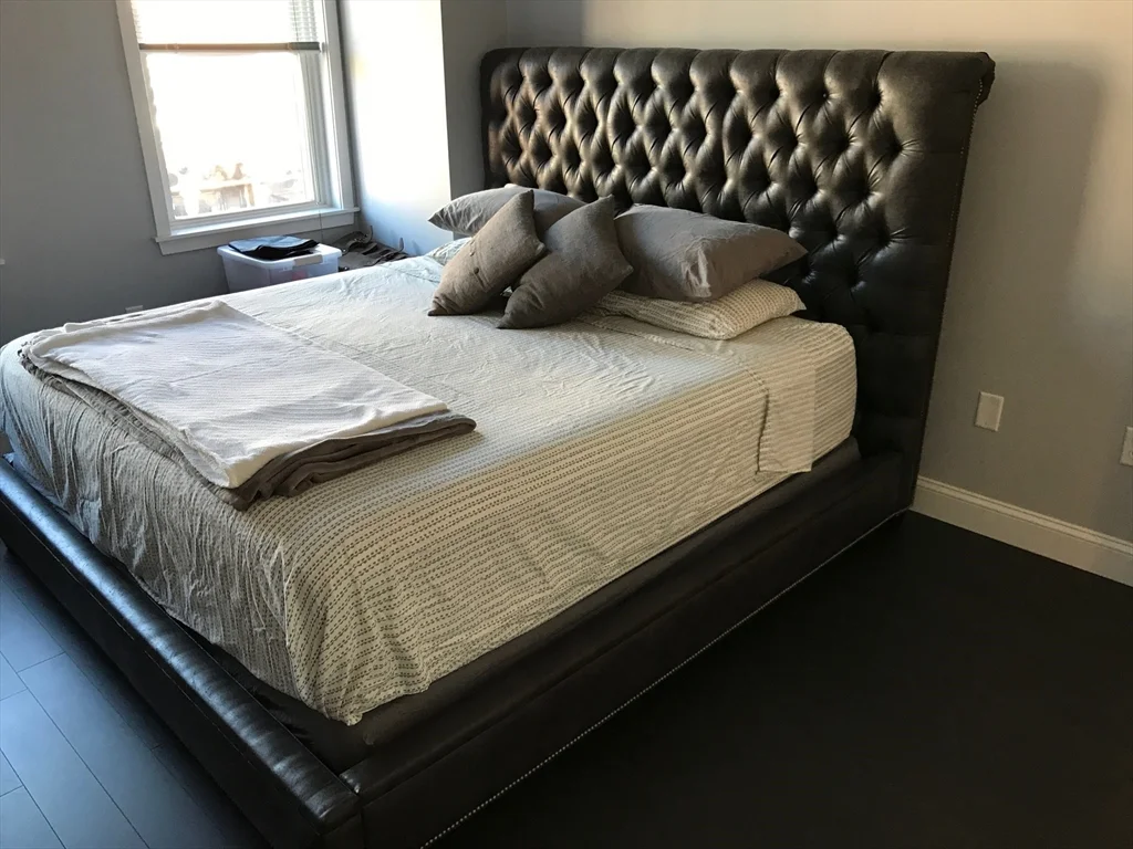 47 Harvard St, Charlestown