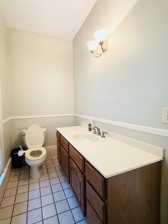 344 Lowell St, Lexington