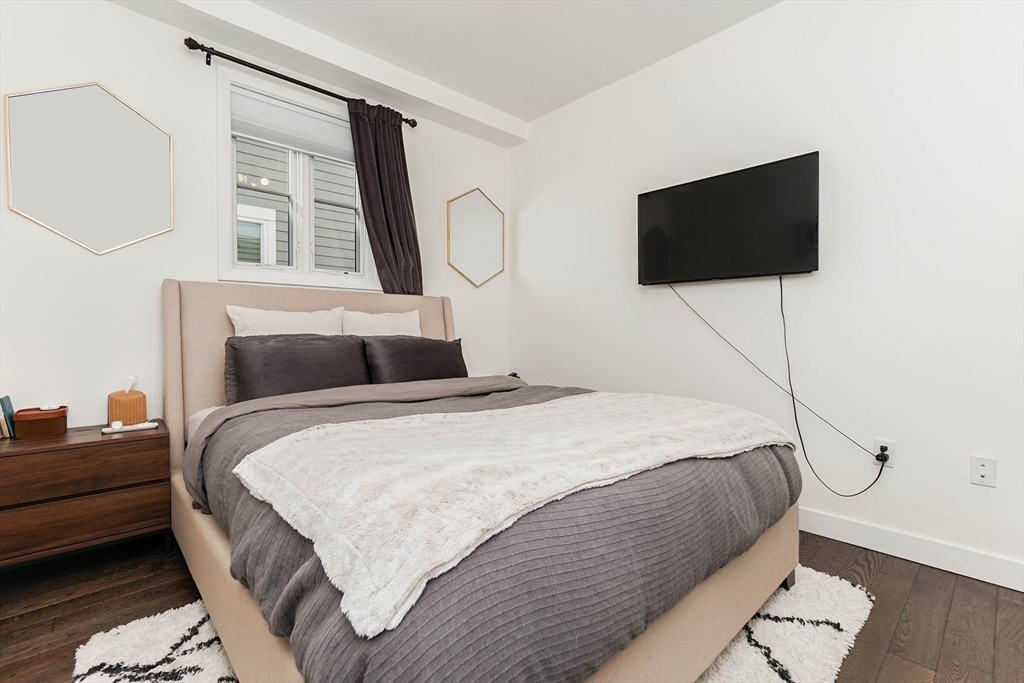 213 East Eagle St, East Boston