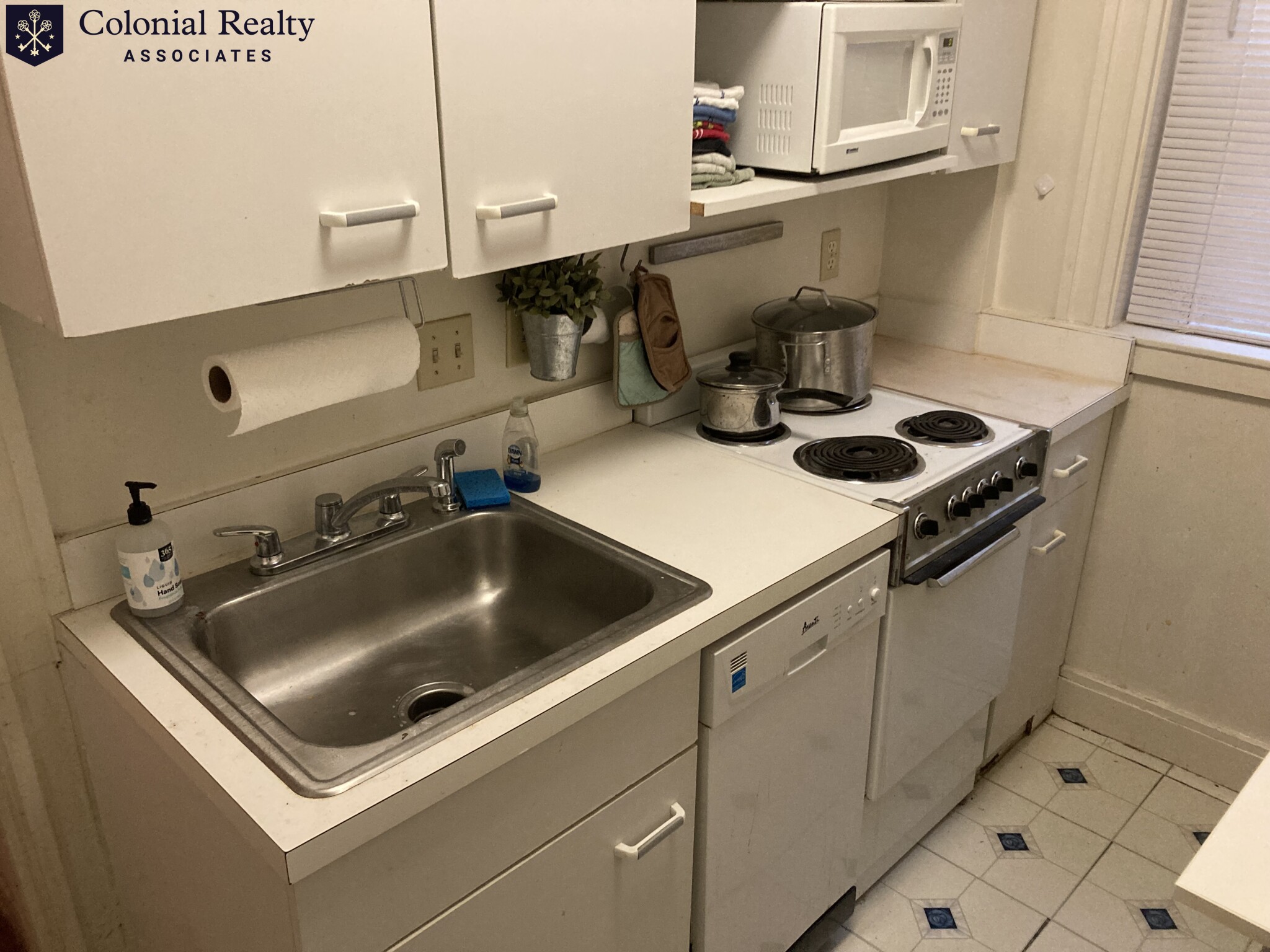 1673 Commonwealth Ave, Brighton