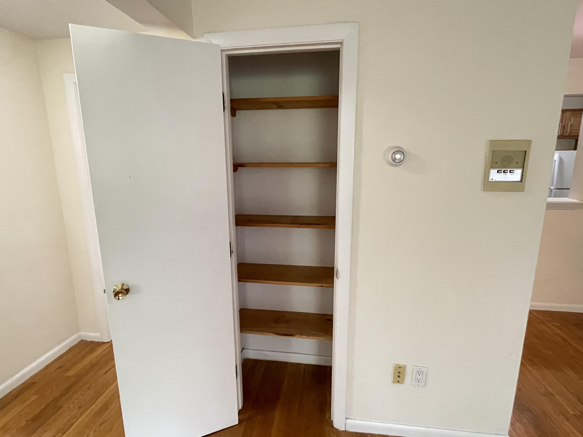 26 Allston St, Allston