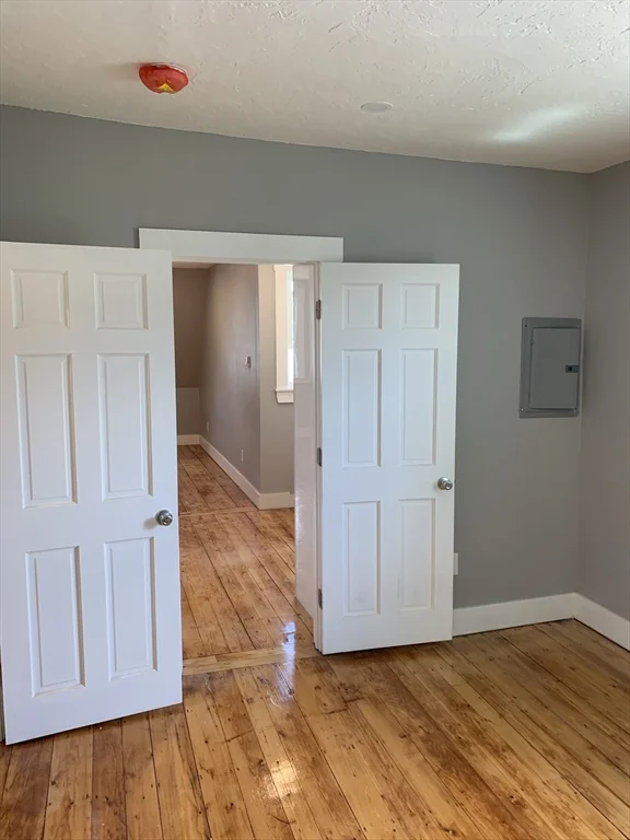 8 Beethoven St, Jamaica Plain