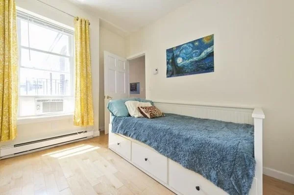 19 Follen St, Back Bay