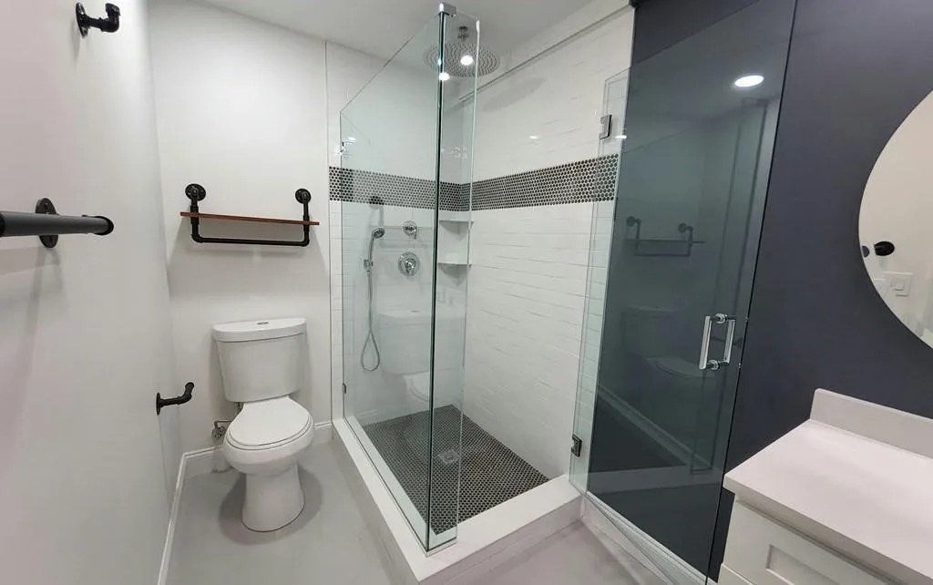 6 Harding Ave, West Everett