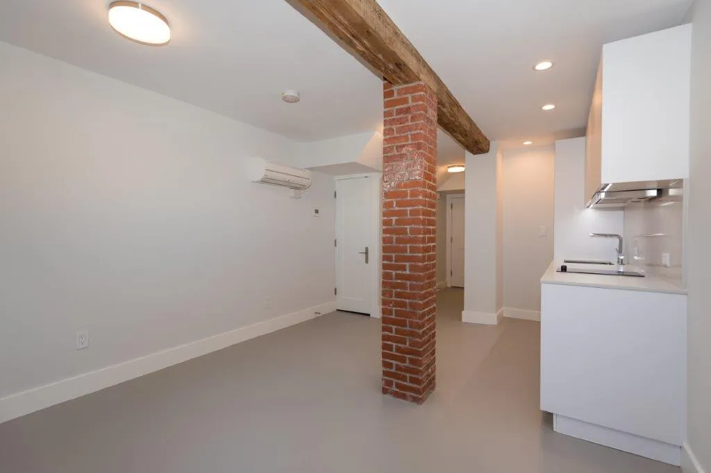 461 Massachusetts Ave, Roxbury