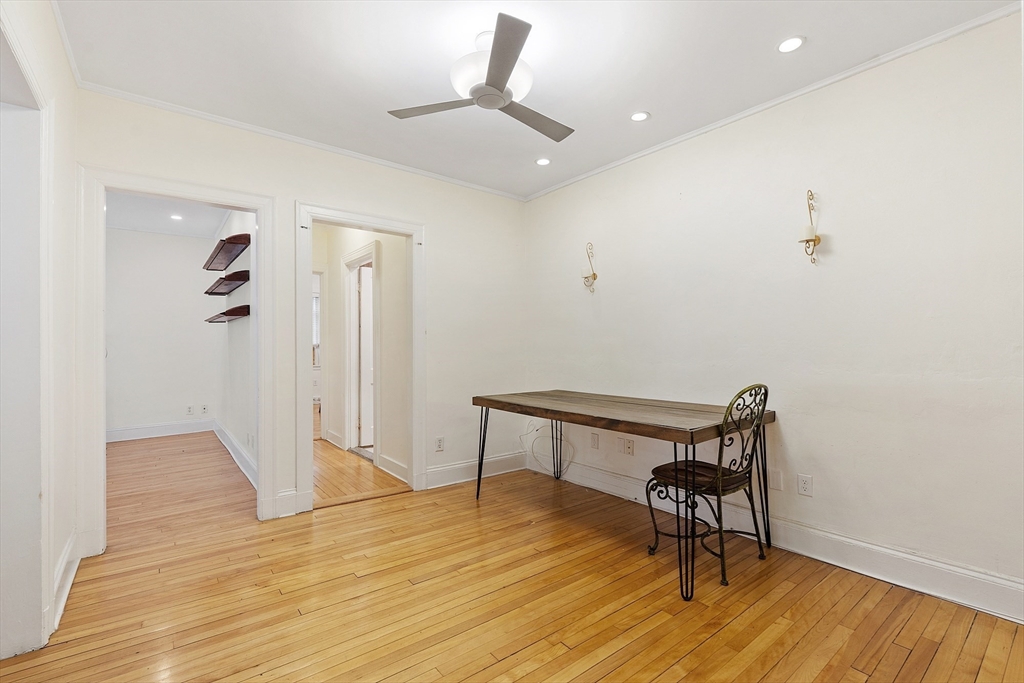 21 Chauncy St, Harvard Square