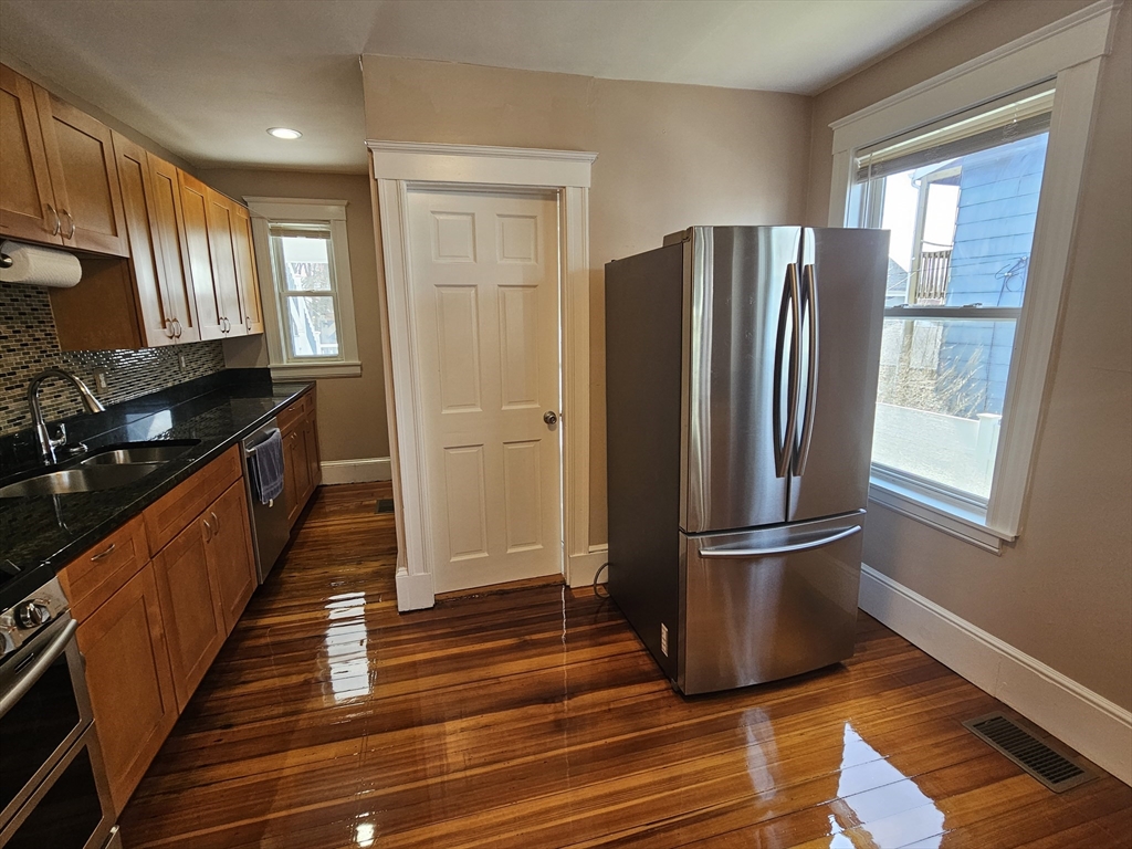 95 Wilmington Ave, Dorchester