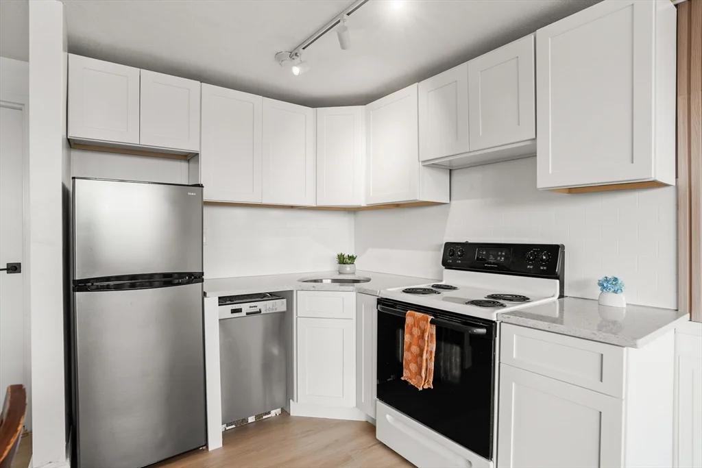 340 Main St, Melrose