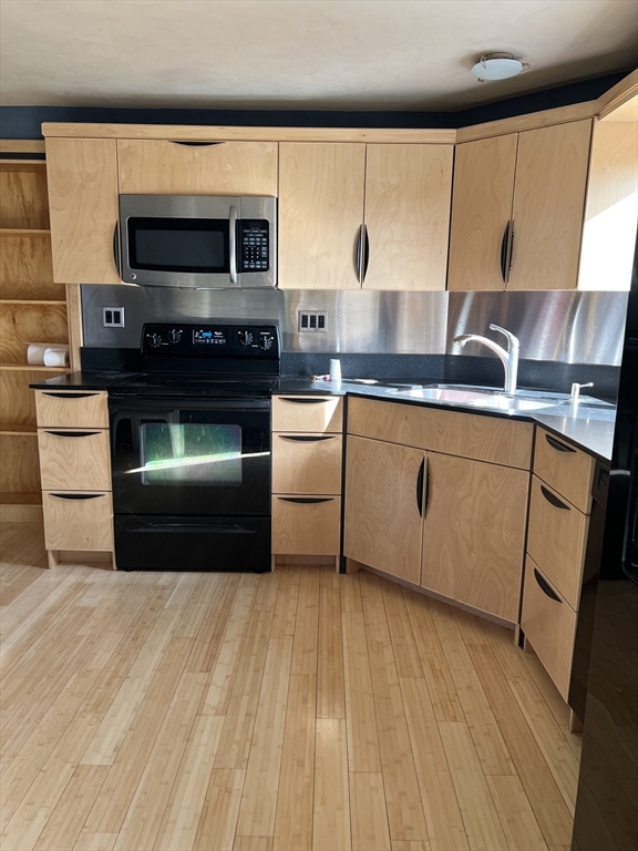 39 Crane Ave, Maynard