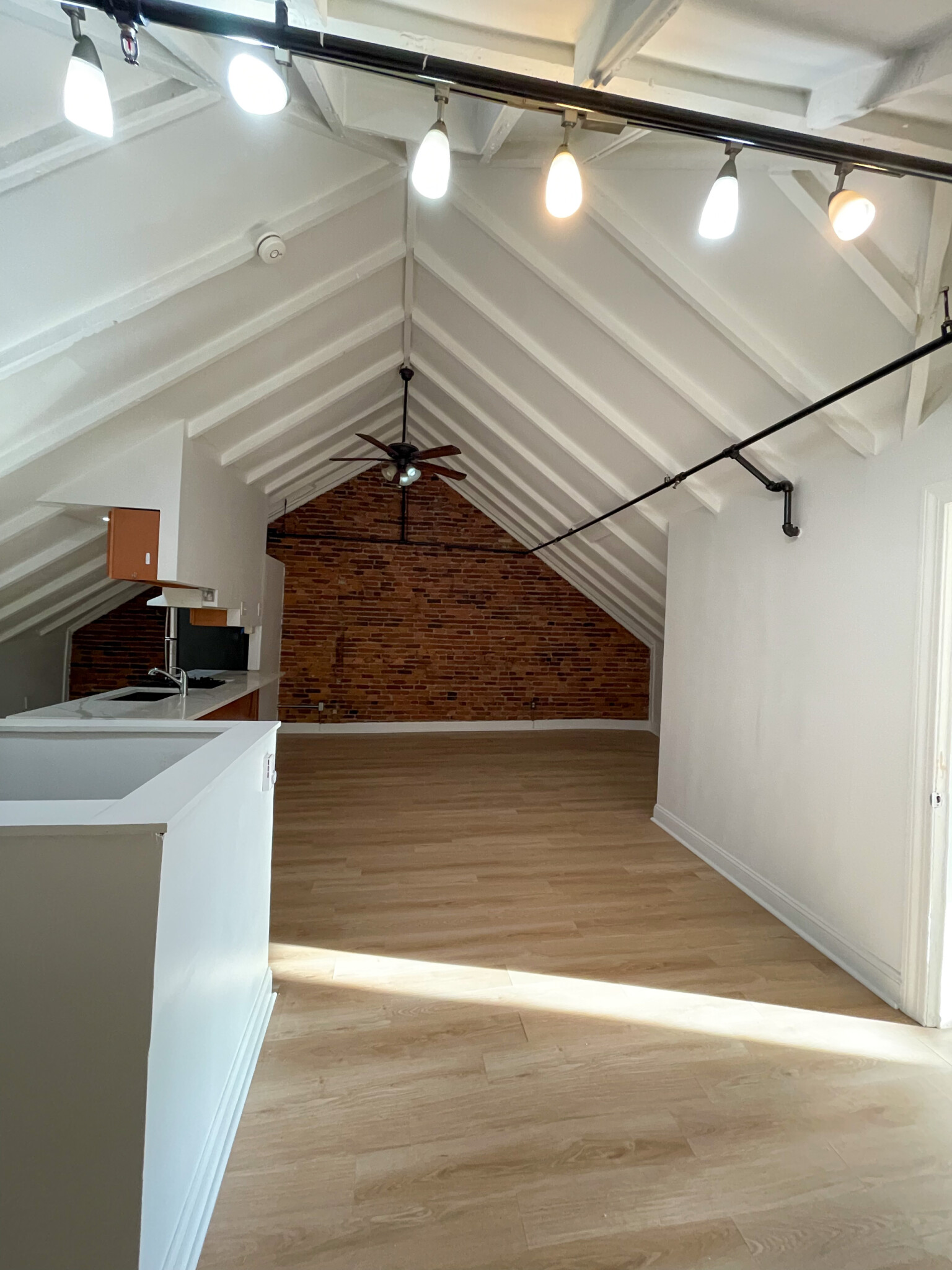 402 Neponset Ave, Dorchester