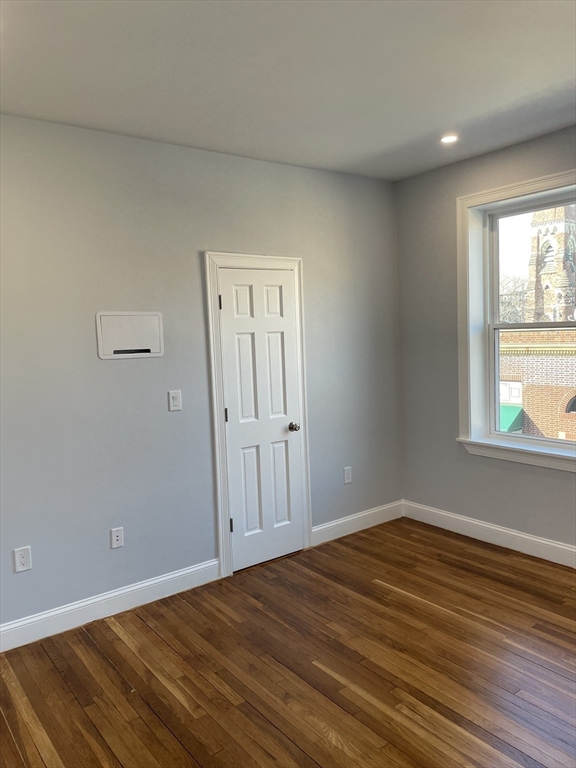 3 Alton Pl, Coolidge Corner