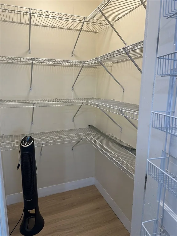 5 Hawthorne Blvd, Salem