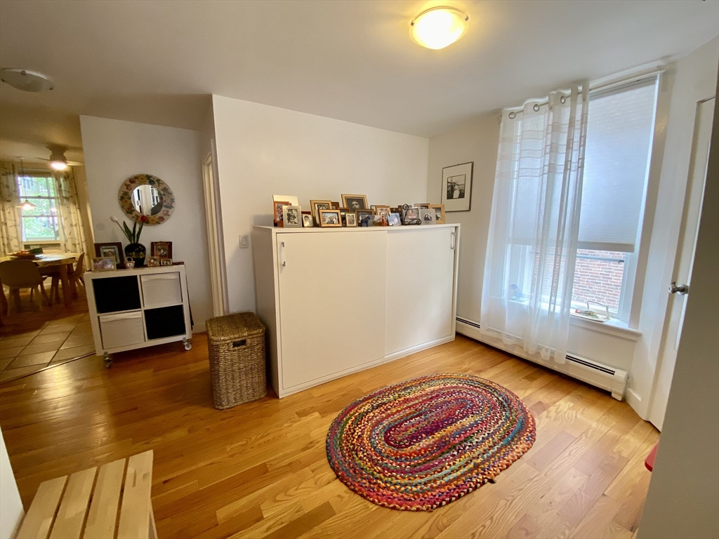 17 Perry St, Brookline Village