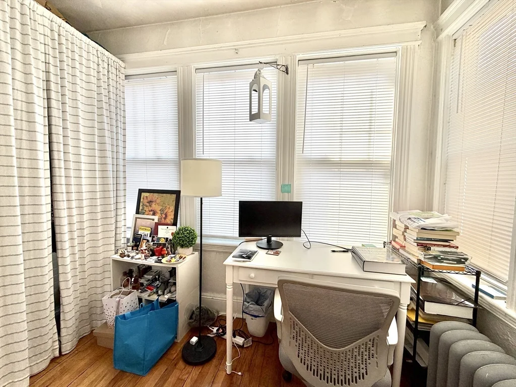 7 Devotion St, Coolidge Corner