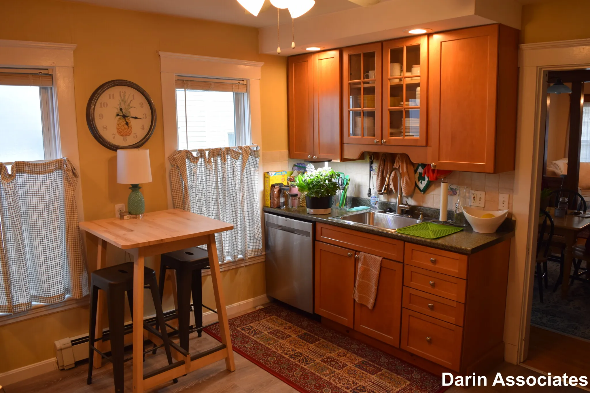 1065 Broadway, Teele Square