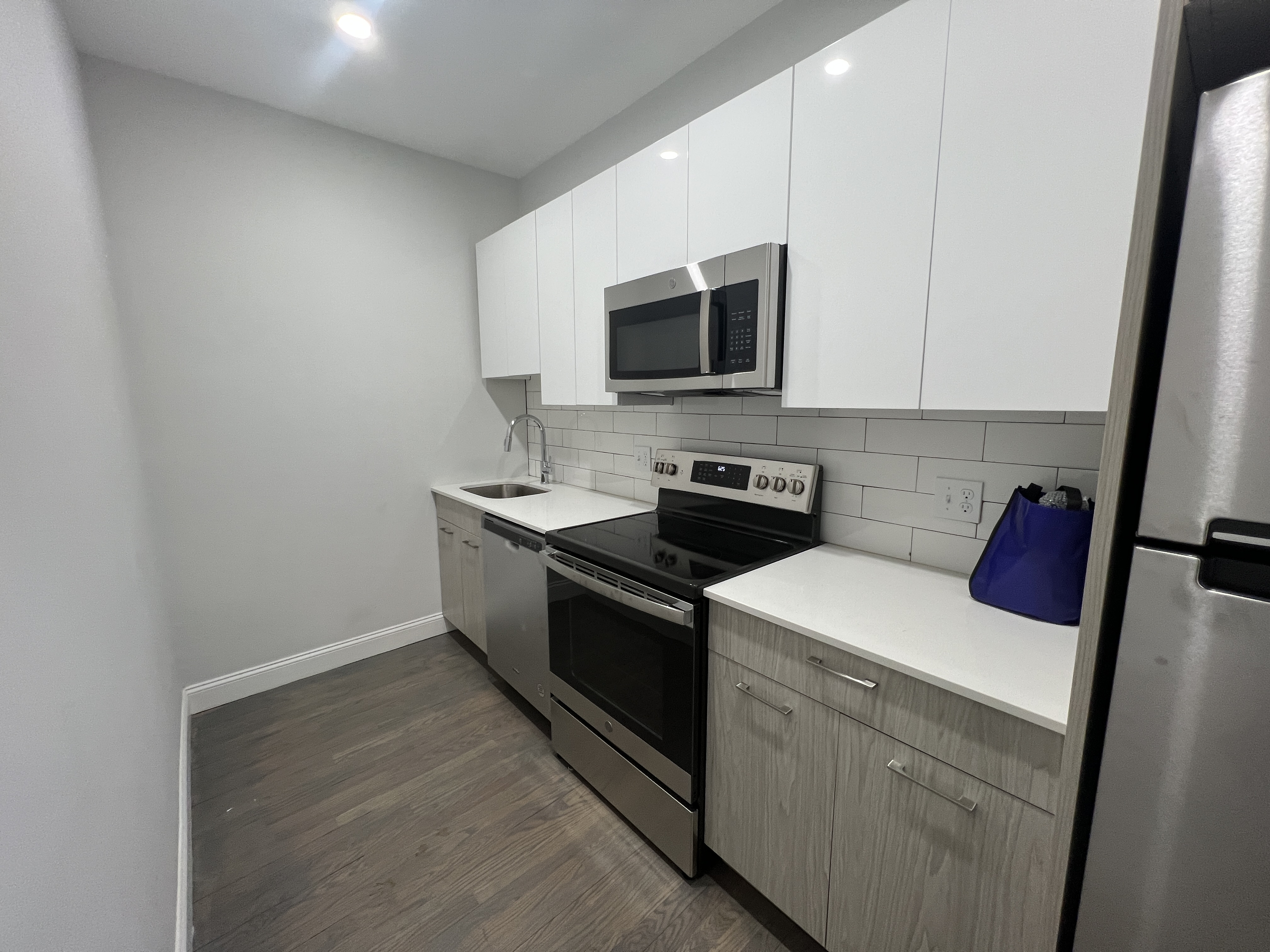 11 Peterborough St, Fenway