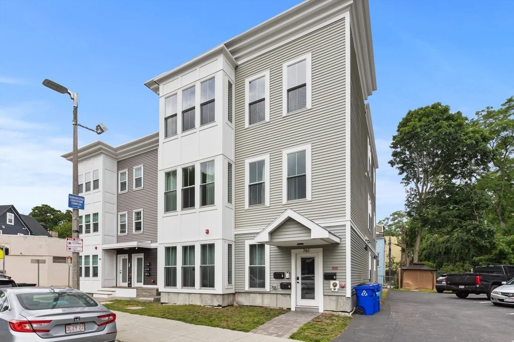 761 Washington St, Dorchester