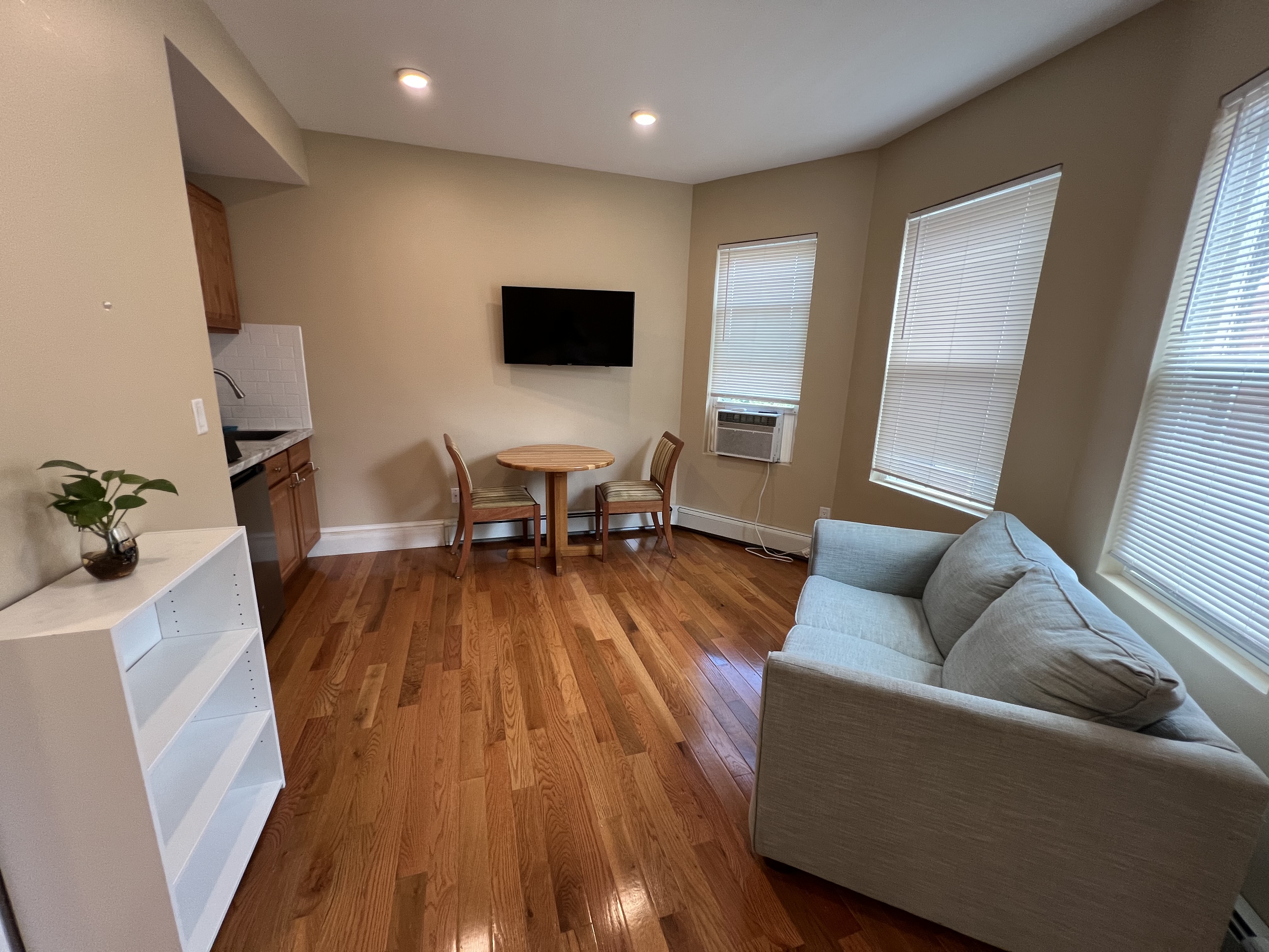 17 Burney St, Mission Hill