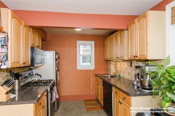 45 School St, Spring Hill