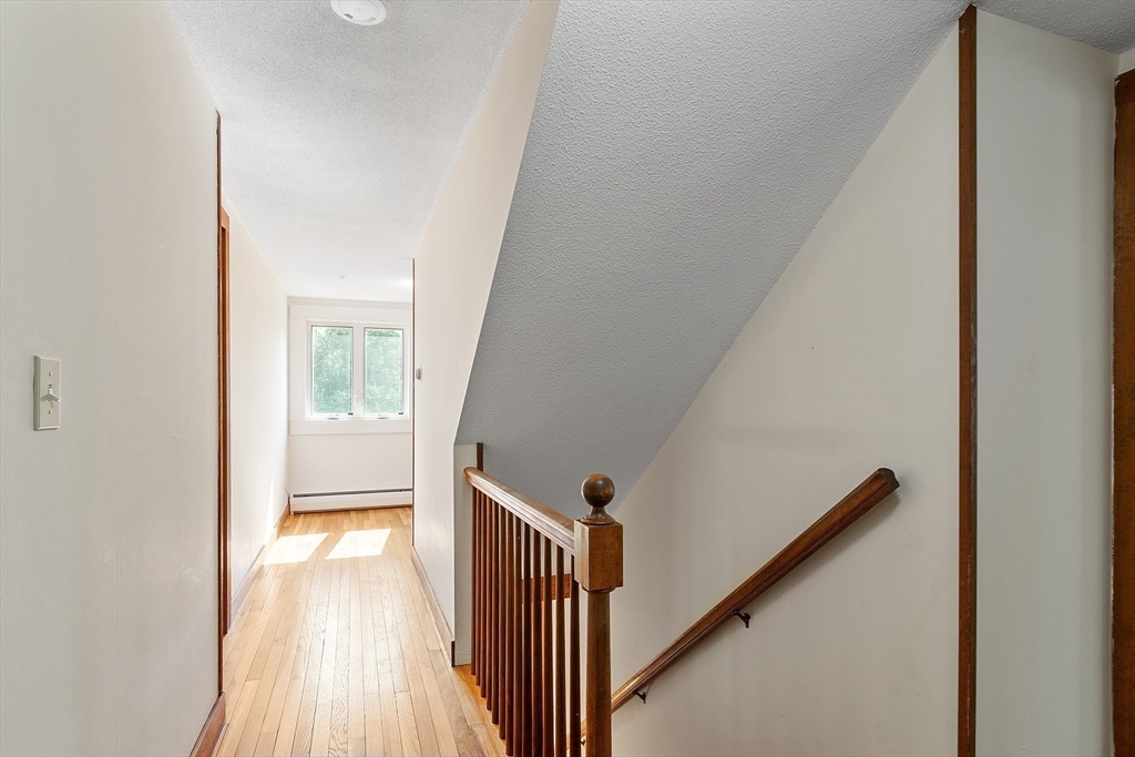 4 Lowest Ln, Rockport