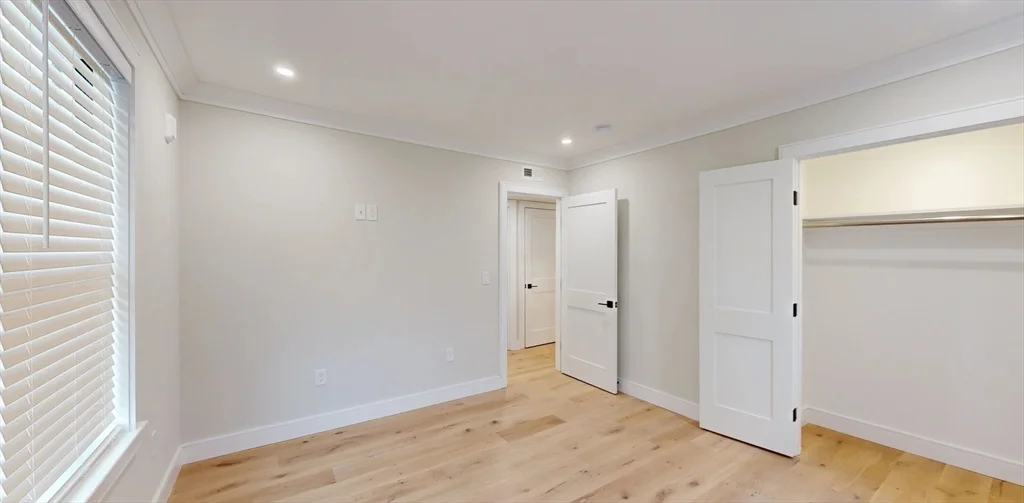 9 Everett St, Allston