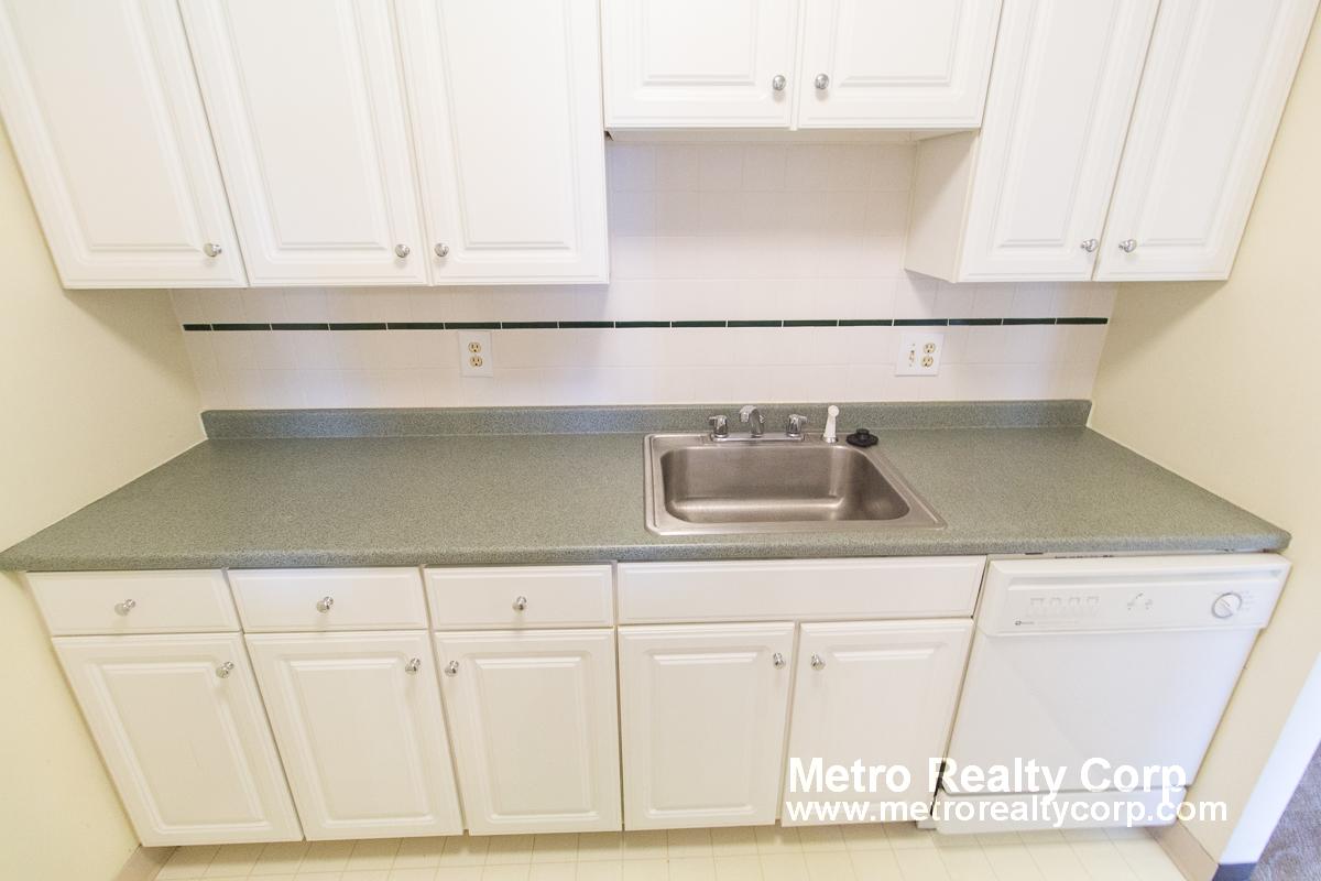 70 Centre St, Coolidge Corner