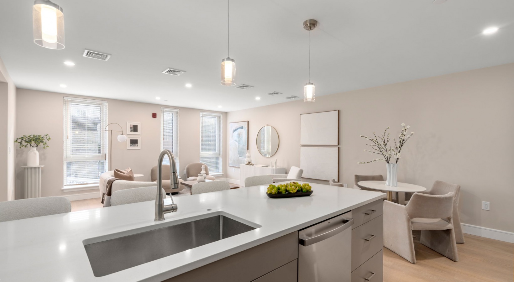 105 Washington St, Brighton