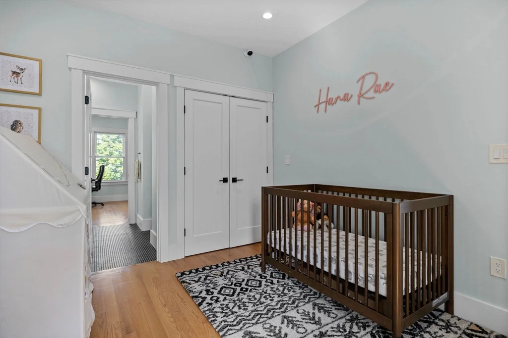 11 Ashland St, Dorchester