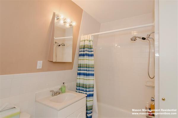 45 School St, Spring Hill