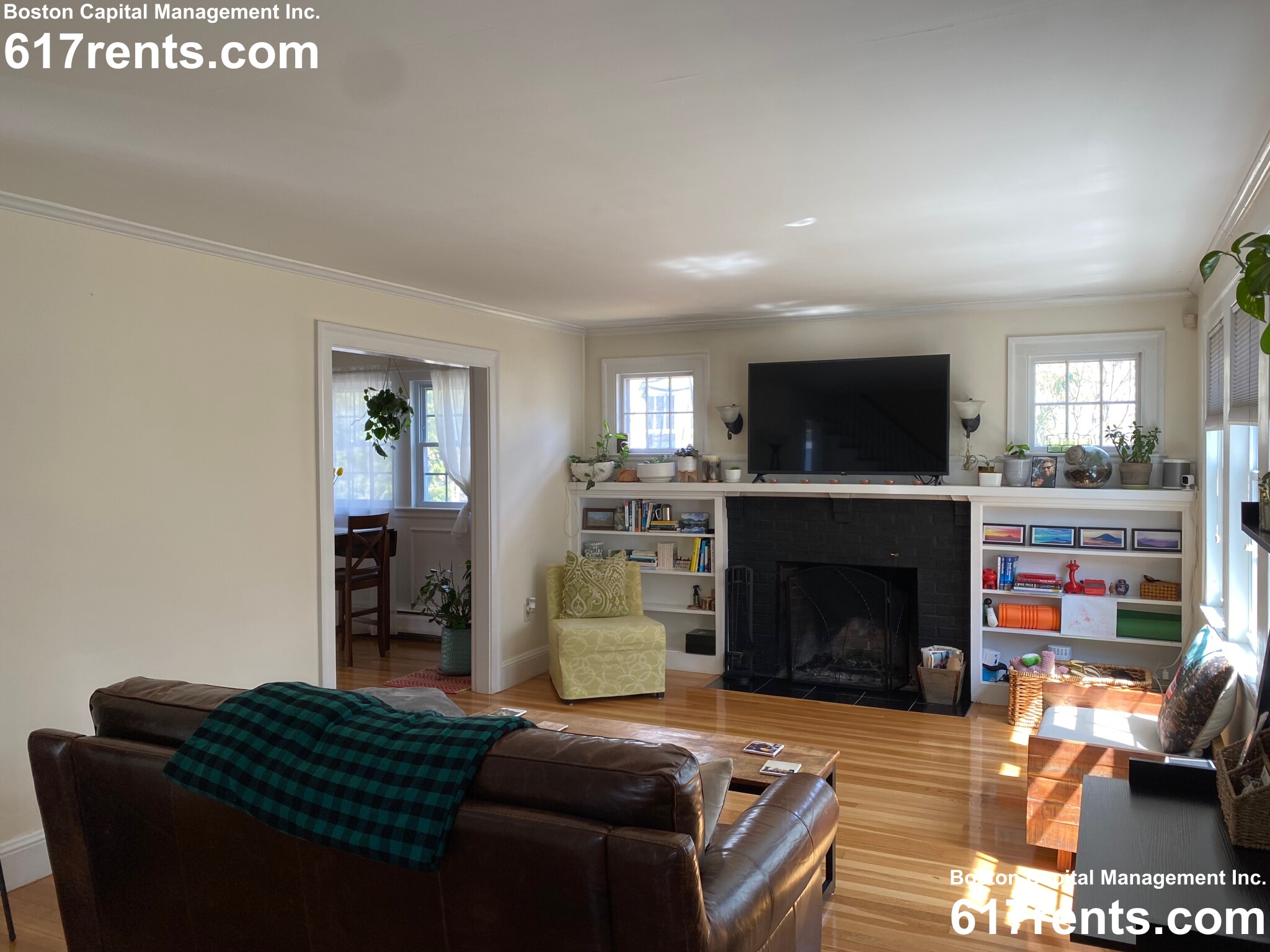 22 Cleveland Rd, Wellesley