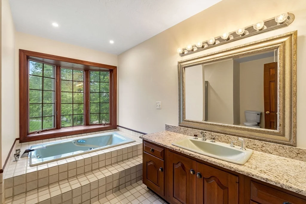 10 Sumac Circle, Holden